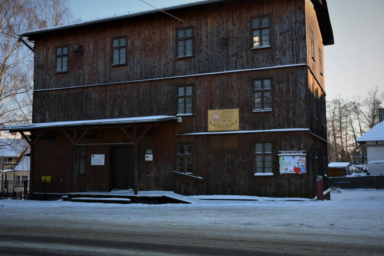 Baza Lipusz Villa Buitenkant foto