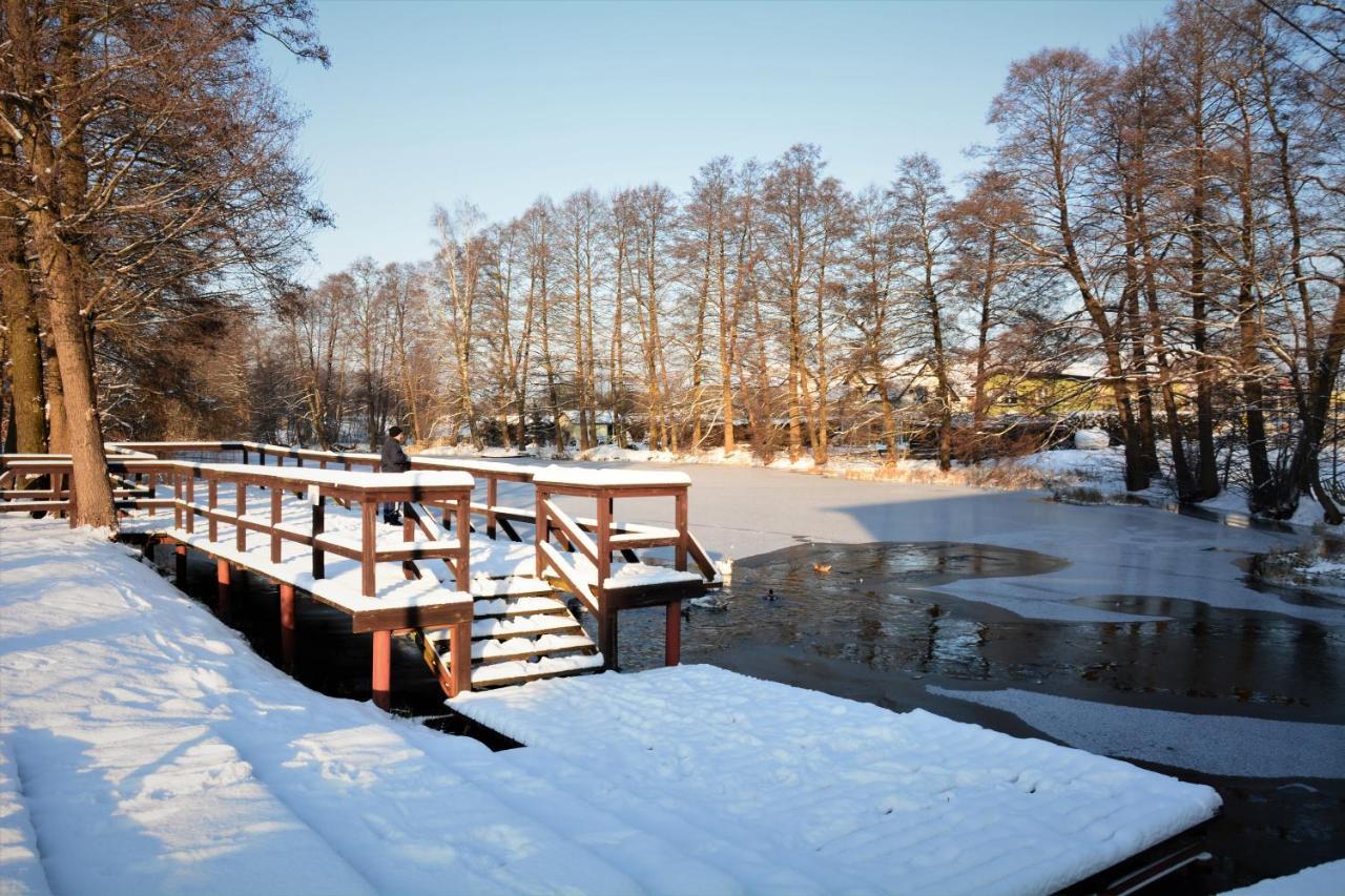 Baza Lipusz Villa Buitenkant foto