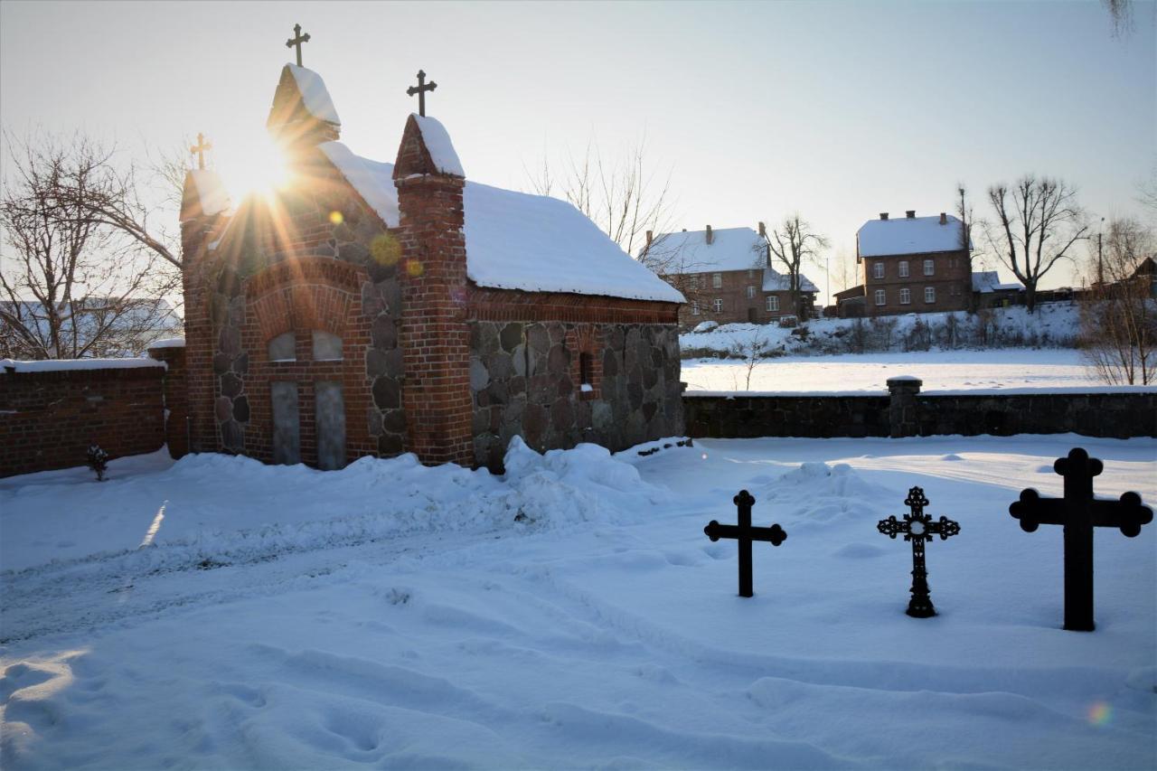 Baza Lipusz Villa Buitenkant foto